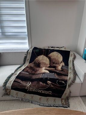Vintage browning tapestry puppy retriever blanket